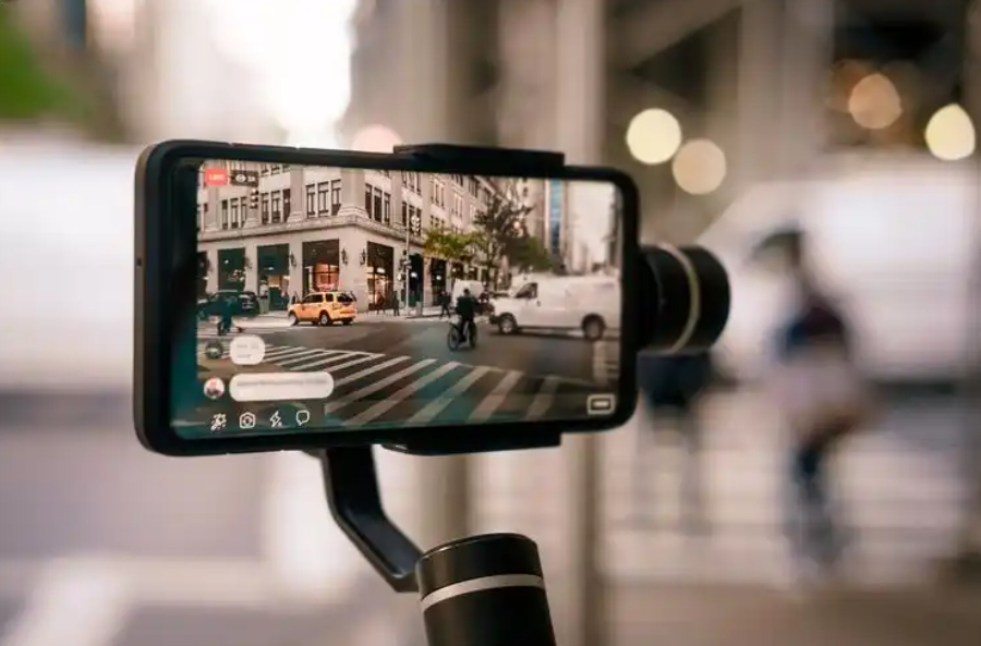 短視頻代運(yùn)營公司 vs 自建團(tuán)隊(duì)：成本與效果對(duì)比分析